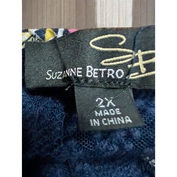 Suzanne Betro Navy Sleeveless Tunic Top Plus Size 2X XX Crochet Lace Shirt Boho - Picture 3 of 10